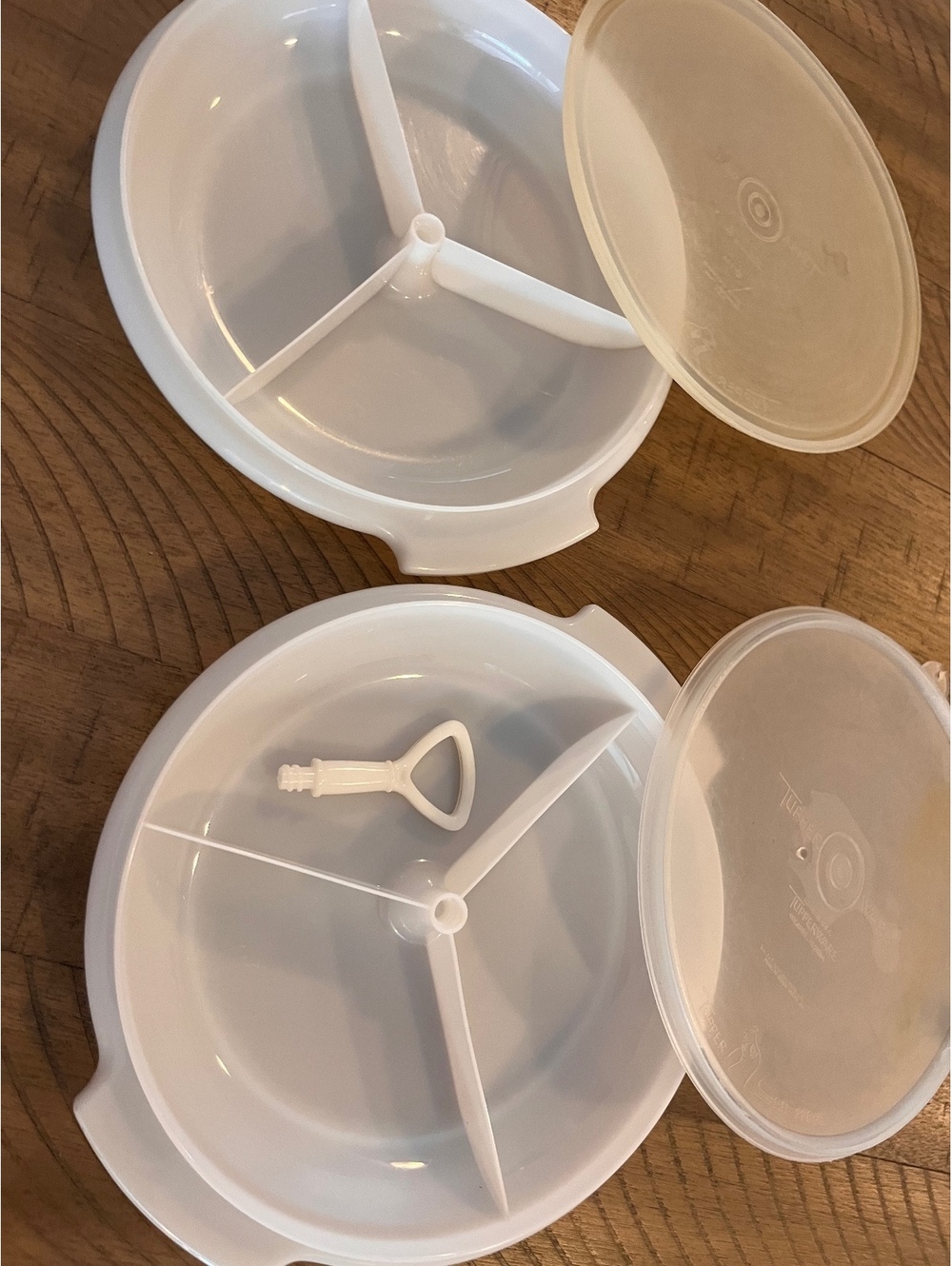 VTG Tupperware White Suzette Divided Dishes #608 Lot of 2 with Lids & 1 Handle